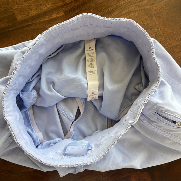 PERIWINKLE LULULEMON SHORTS - Picture 4 of 6